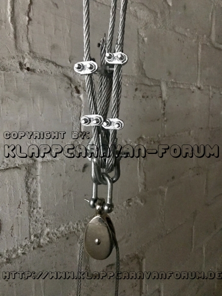 Zeltlift für Anhängerzelt in Garage