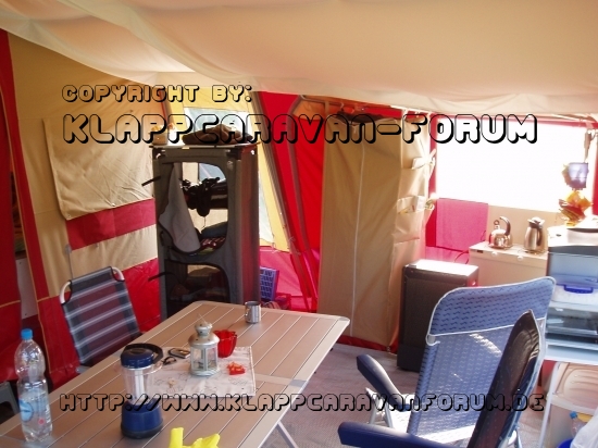 SK-Falter SK12 - Mit Vorzeltverlängerung und Küchenerker von innen.