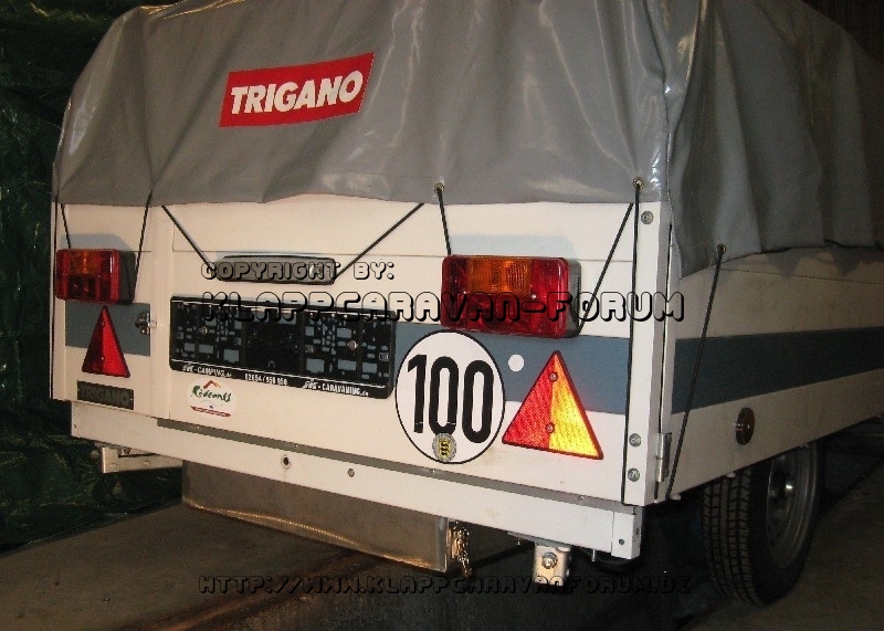 Unterbodenwanne mit Vorzelt