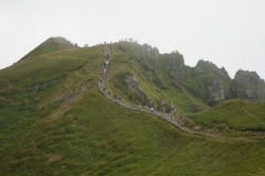 Aufstieg über 800 Treppenstufen