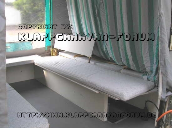 Sitzgruppe mit Rückenlehne