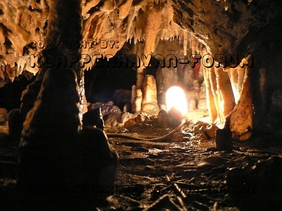 In der Reckenhöhle - In Balve-Binolen im Hönnetal - Sauerland