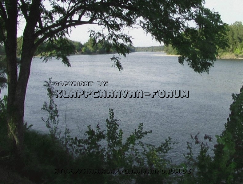 St. Satur: Blick vom CP auf die Loire